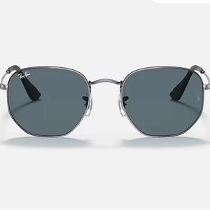 Women’s hexagonal Ray-bans